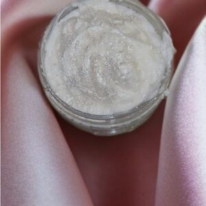 Shimmering Cream Body Butter